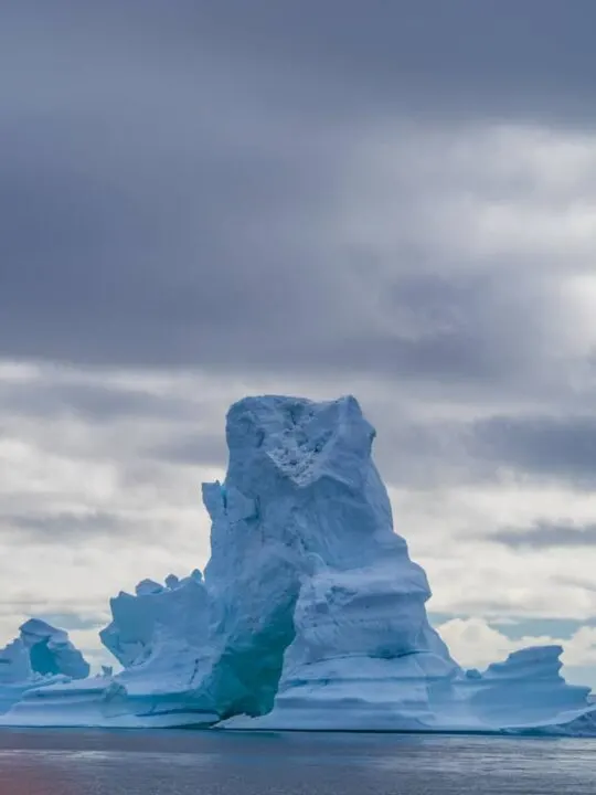 Ilulissat,Greenland,ice fjord,eqi glacier,north america,icebergs