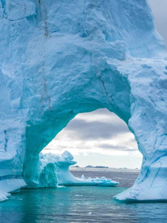 Ilulissat,Greenland,ice fjord,eqi glacier,north america,icebergs