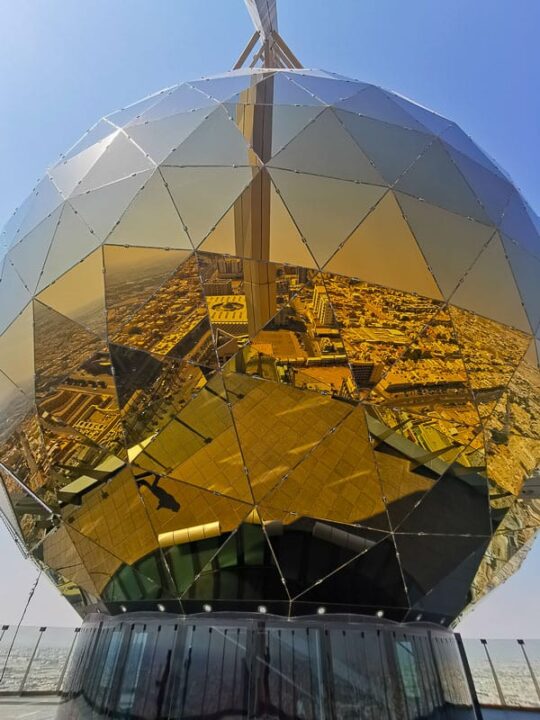 Al Faisaliyah Centre, the Globe is the golden ball on top.