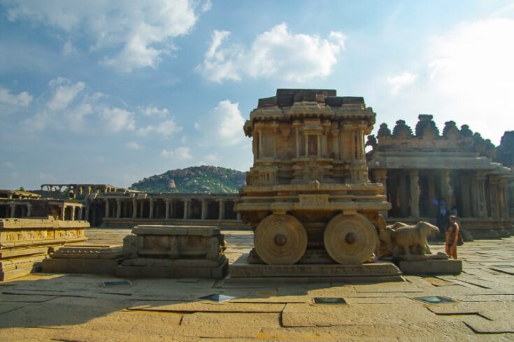 The Garuda stone chariot and Vitthala temple in Hampi in west India