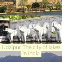 travel guide to Udaipur. Prepare to be enchanted by the lovely lake city of Rajasthan. Sat in a basin of mountains and rolling desert, Udaipur is the historic home of the Mewars.