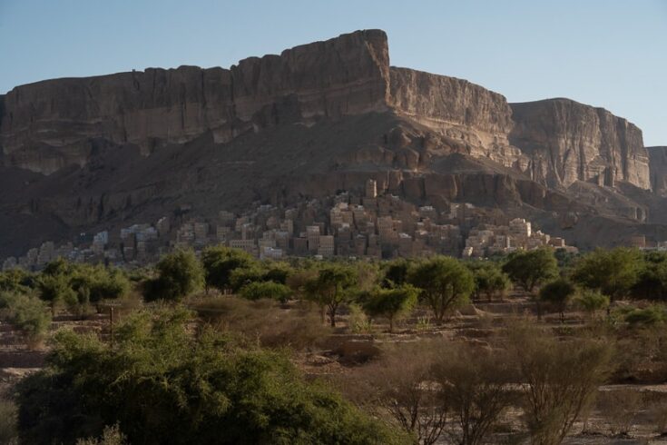The far soouthern reaches of Yemen´s Dawan Canyon are home to numerous mud rock villages built along the canyon walls.