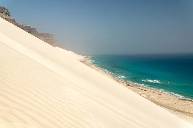 sand dunes behind Arher beach