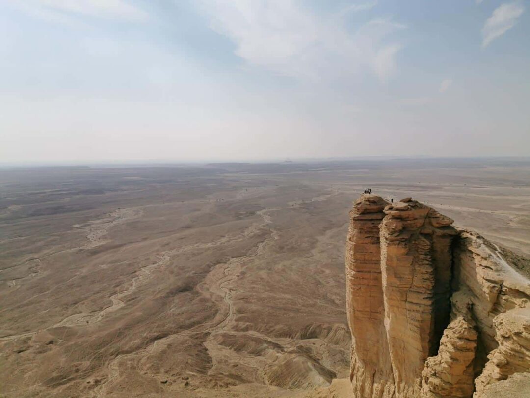 Visiting The Edge Of The World. Saudi Arabia. Unusual Traveler Visiting The Edge Of The World. Saudi Arabia. Unusual Traveler