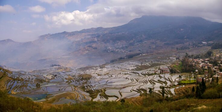Yuanyang Rice Terraces in Yunnan Chibna