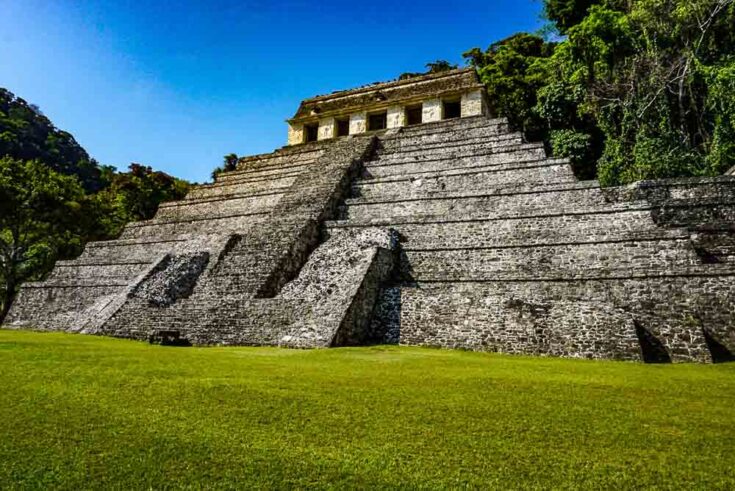 Palenque maya ruins mexicio