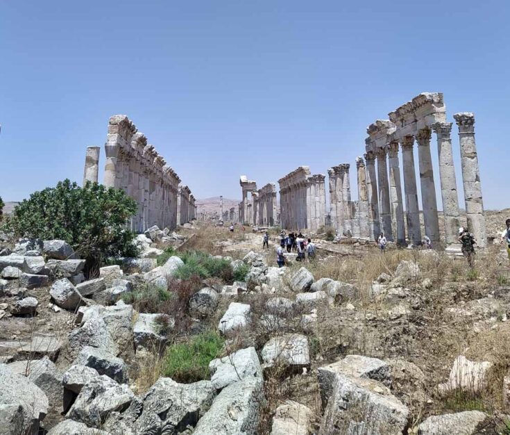 apamea syria ruins