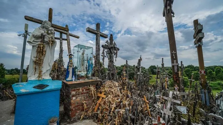 Hill of Crosses statue of maria