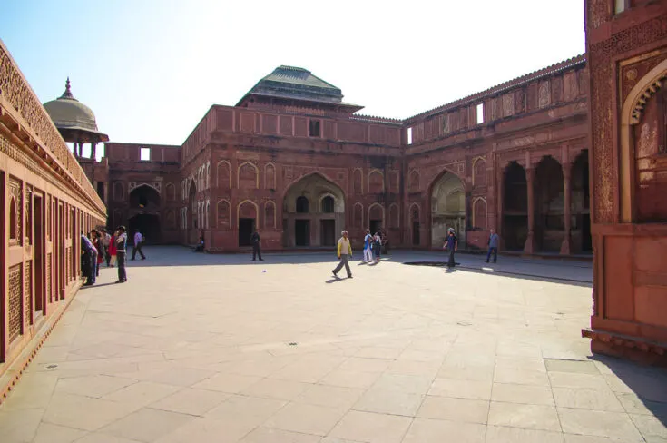 Agra fort india