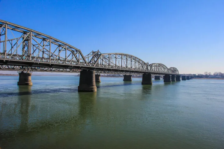 Bridge to North Korea from China