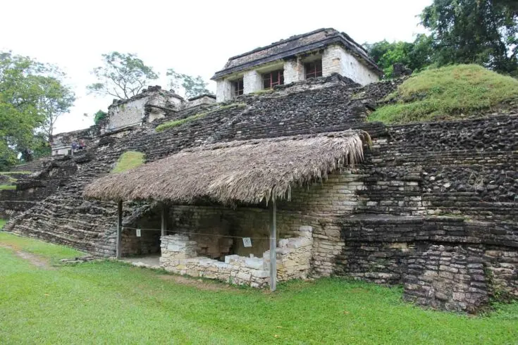 Palenque mayan ruins mexico