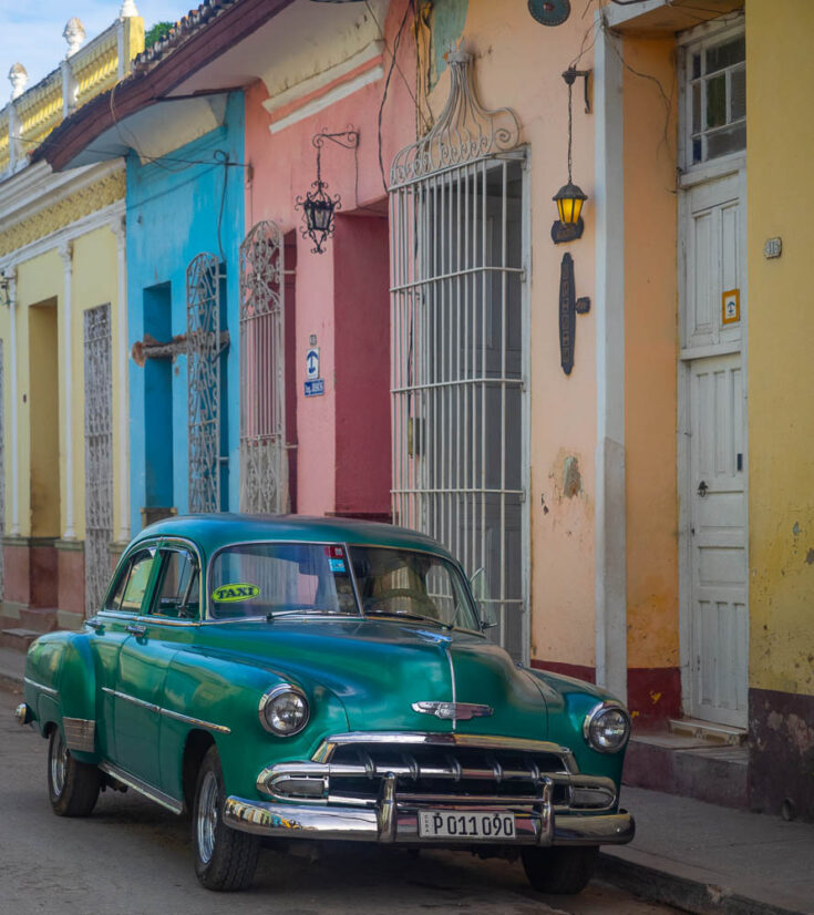 Cuba taxi Trinidad